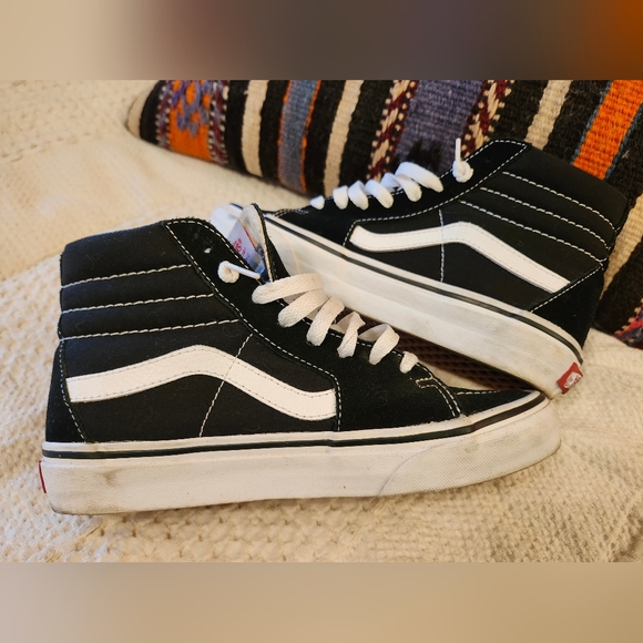 Vans, Old Skool Sk8 Hi, Size 6.5 Women's/ Size 5 Men's - Picture 6 of 8